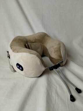 Portable Rechargeable U-Shaped Massage Pillow Car Cervical Massage Pillow, Neck